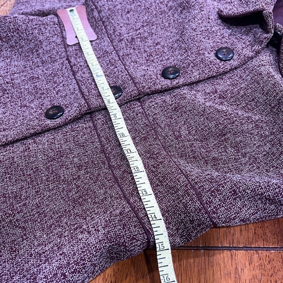 London times Jackie Onassis style, two piece suit with vintage flare - Picture 9 of 9